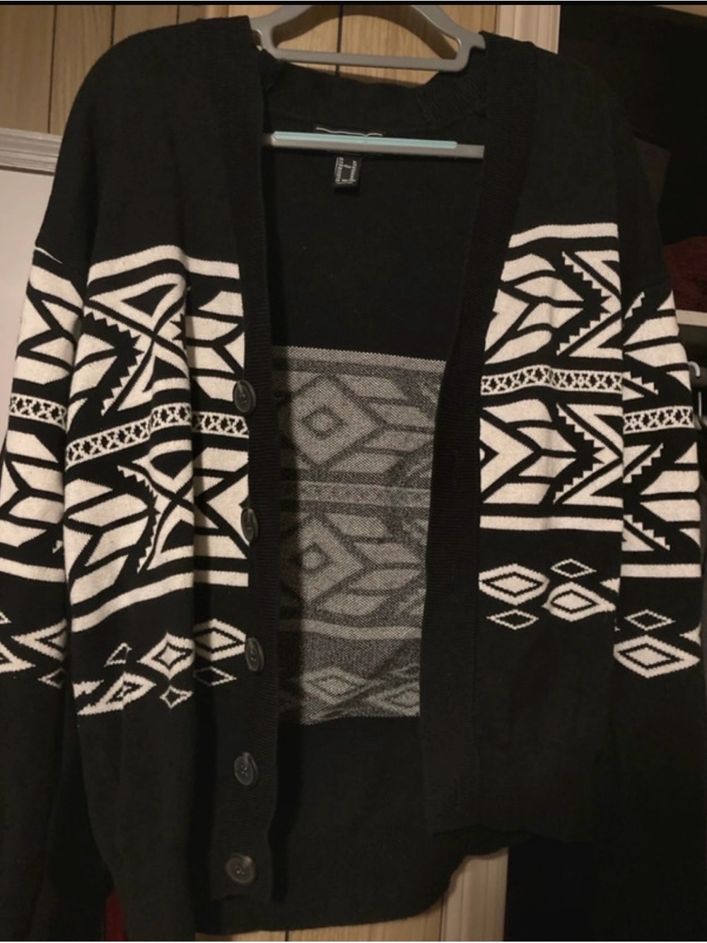 Forever 21 Men’s XL Black/White Cardigan